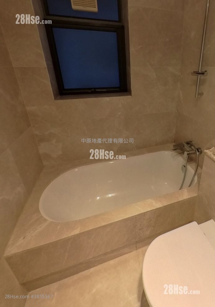 Providence Bay Rental 1,082 ft²