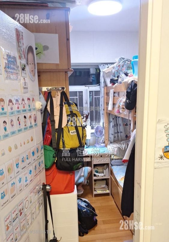 黃埔新村 售盤 3 房 , 1 浴室 490 平方呎