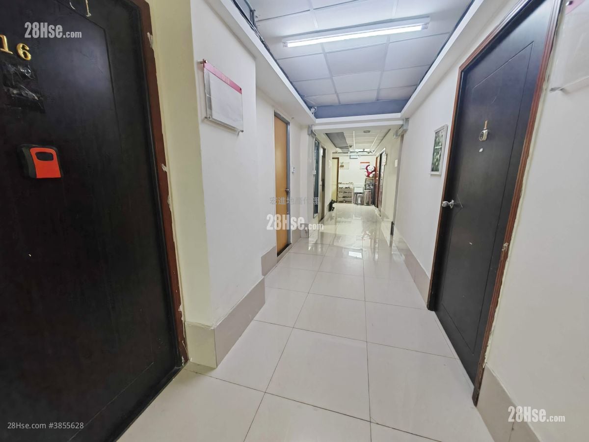 Mai Gar Industrial Building Rental 1 Toilet