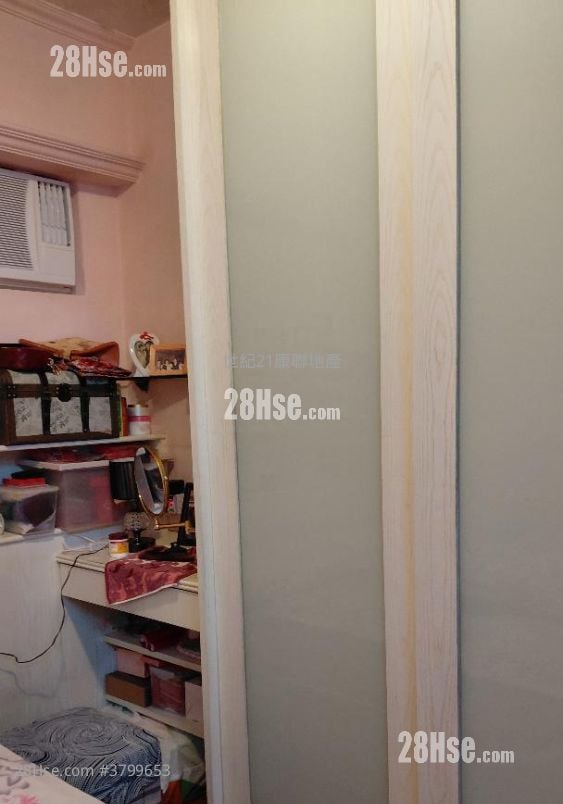 Laguna City Sell 2 Bedrooms , 1 Bathroom 517 ft²