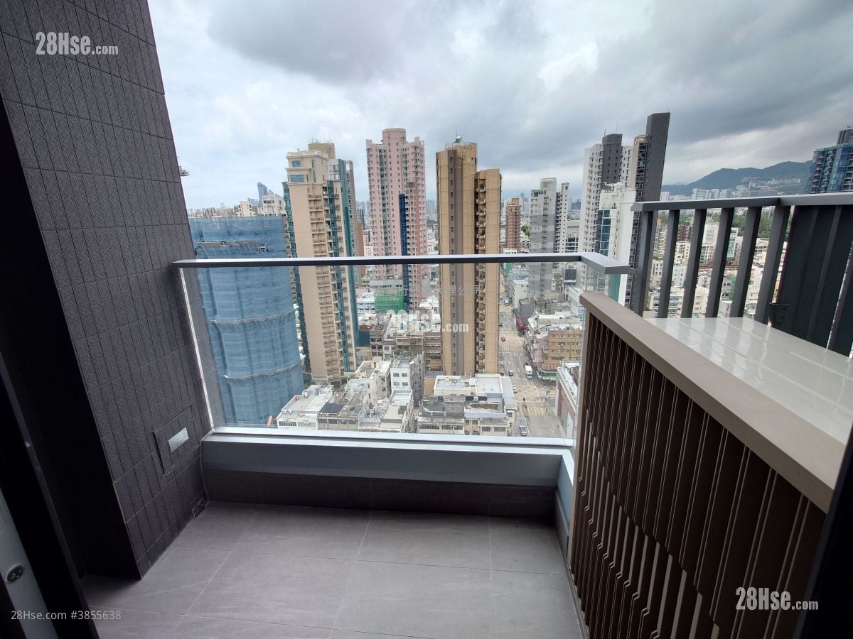 Eight Southpark Rental 2 Bedrooms , 1 Bathroom 349 ft²