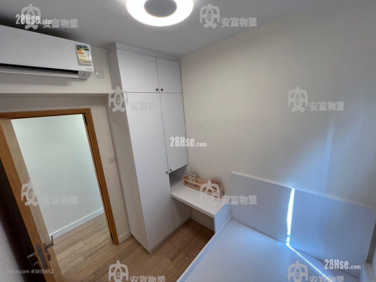 The Golden Gate Sell 3 Bedrooms , 2 Bathrooms 851 ft²