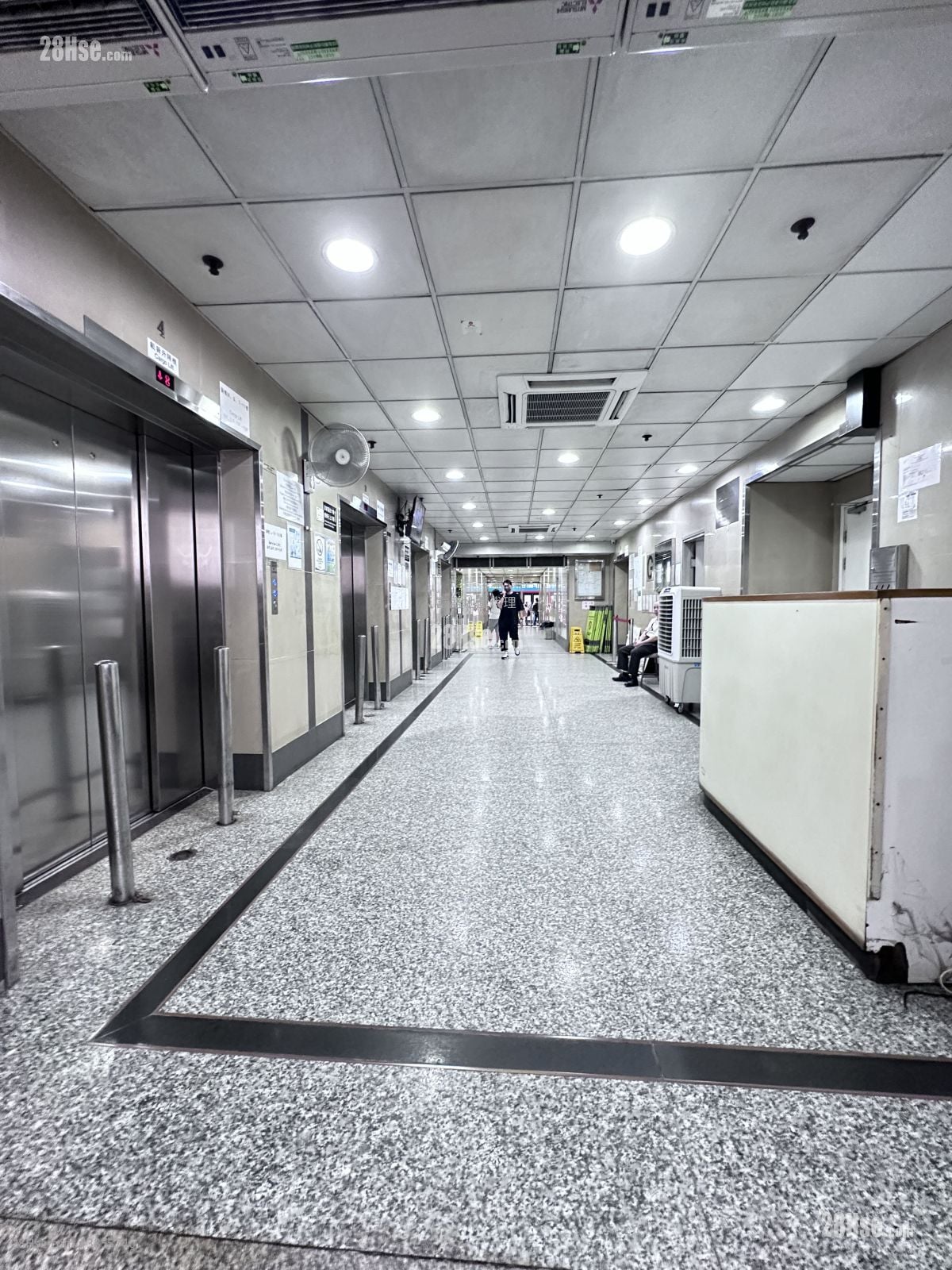 Elite Industrial Centre Rental 1 Toilet 600 ft²
