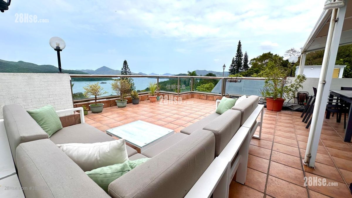 Village Sell 3 Bedrooms , 3 Bathrooms