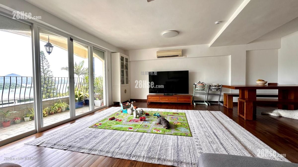 Village Sell 3 Bedrooms , 3 Bathrooms