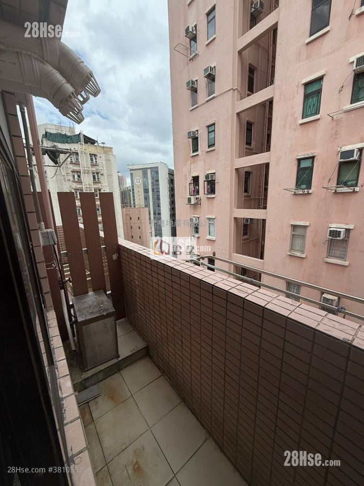 Champion House Rental Studio , 1 Bathroom 170 ft²