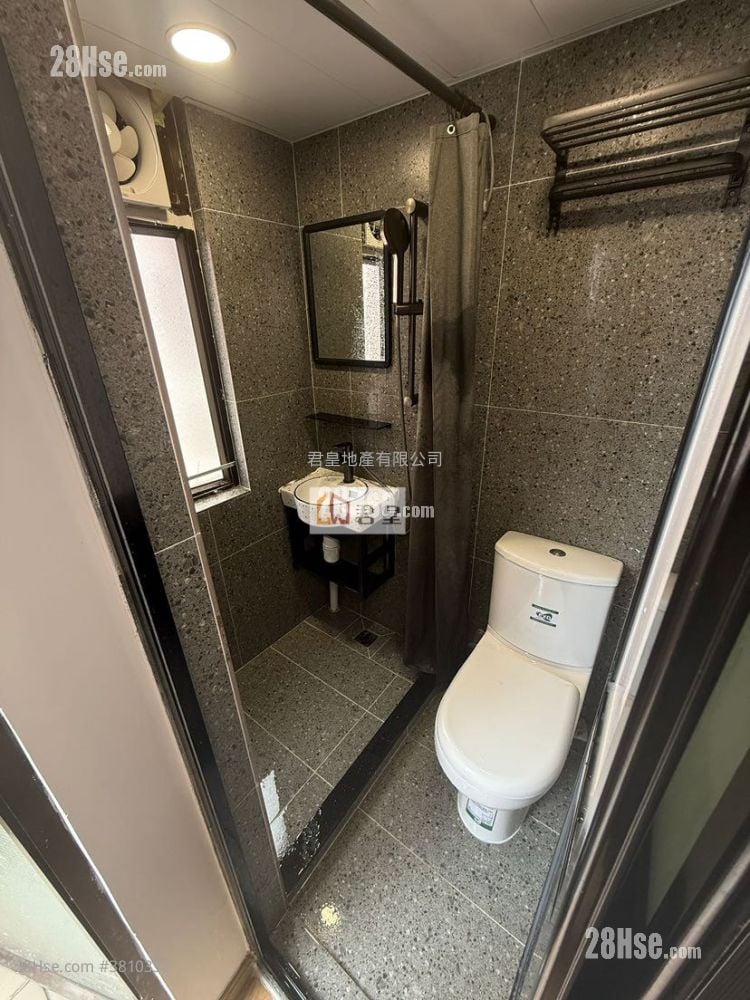 Champion House Rental Studio , 1 Bathroom 170 ft²