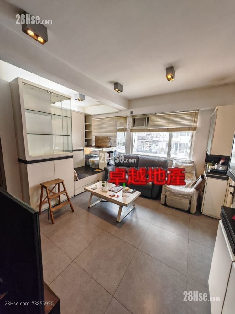 Yen Yee Mansion Sell 1 Bedroom , 1 Bathroom 374 ft²