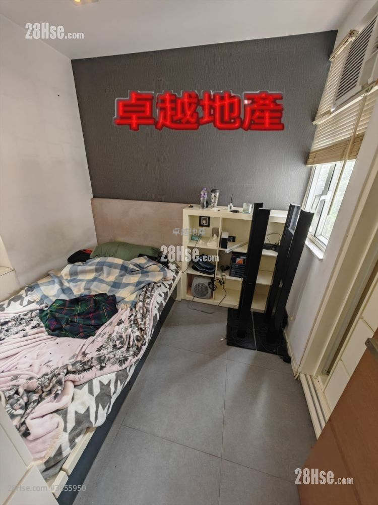Yen Yee Mansion Sell 1 Bedroom , 1 Bathroom 374 ft²