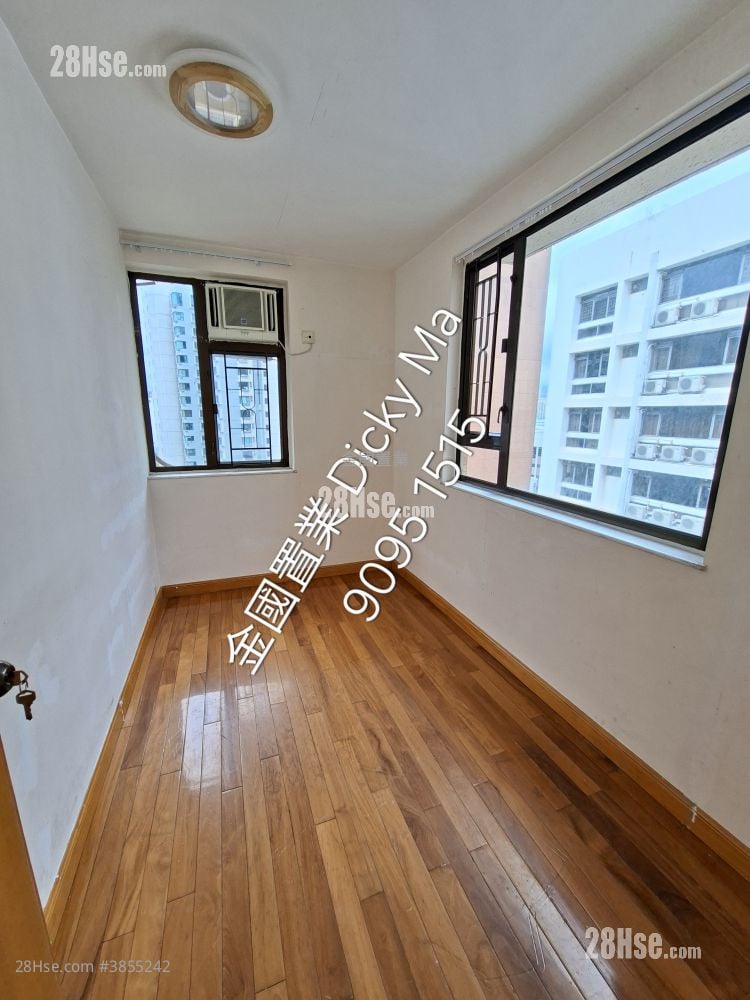 Fortune Terrace Sell 2 Bedrooms , 1 Bathroom 606 ft²