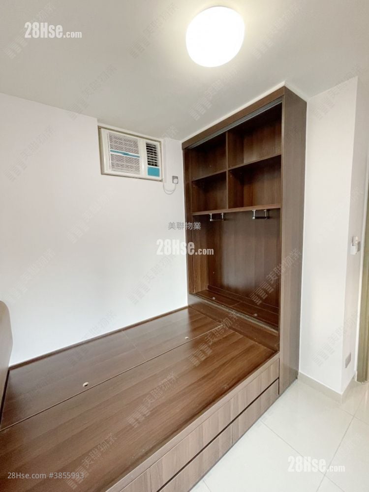 Avon Park Sell 2 Bedrooms , 1 Bathroom 400 ft²