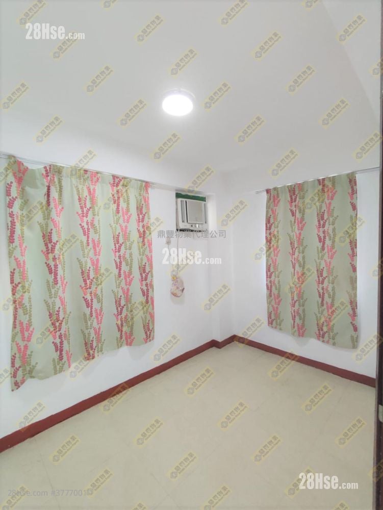 bedroom 1: Village Rental 2 Bedrooms , 1 Bathroom