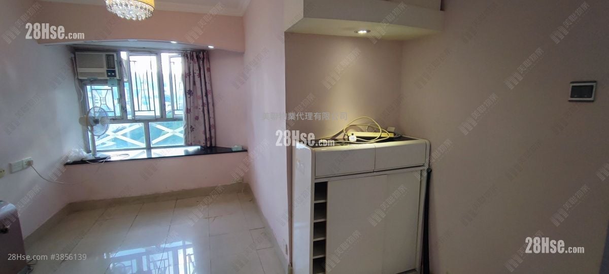 Hilton Plaza Rental 1 Bedroom , 1 Bathroom 274 ft²