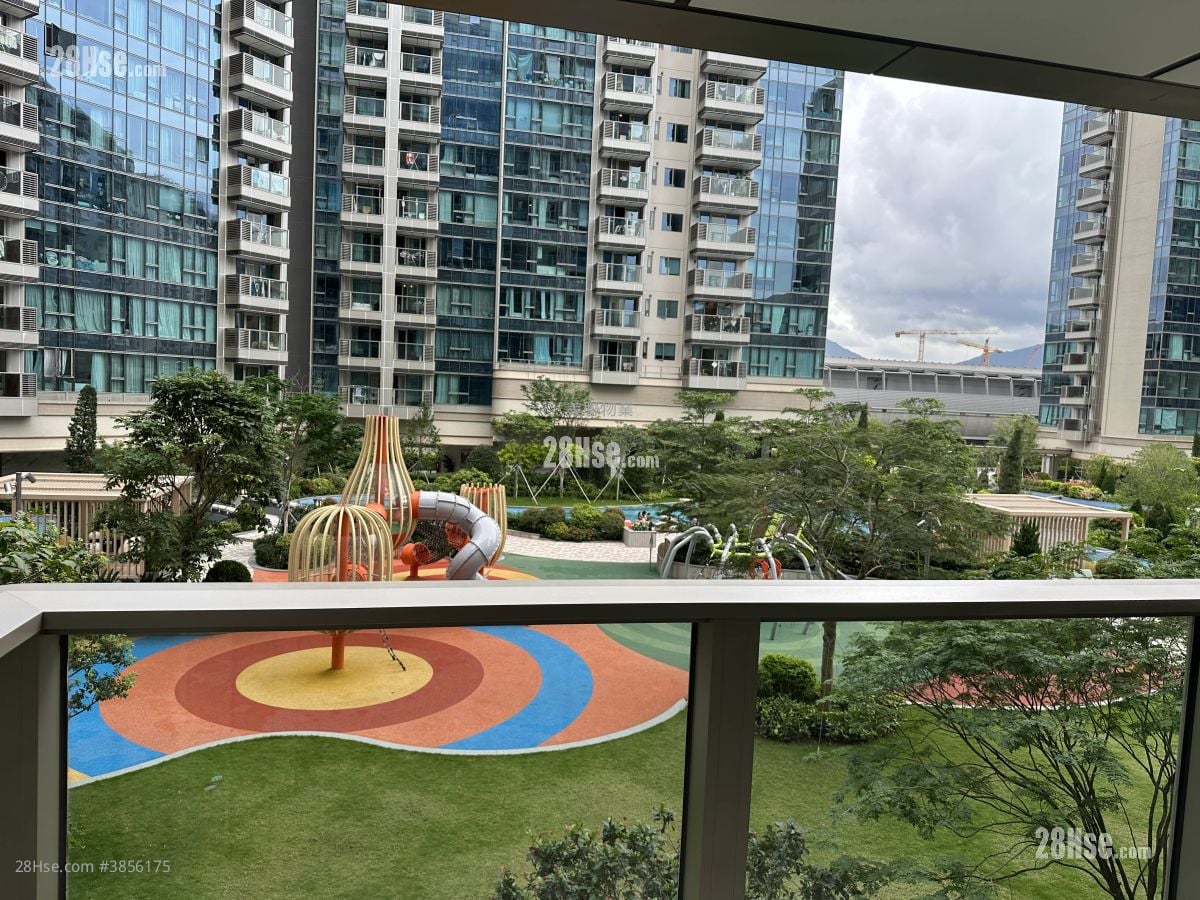Grand Mayfair  Rental 3 Bedrooms , 2 Bathrooms 745 ft²