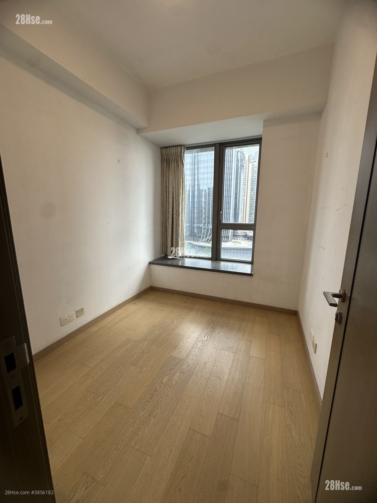 The Austin Sell 3 Bedrooms 1,002 ft²