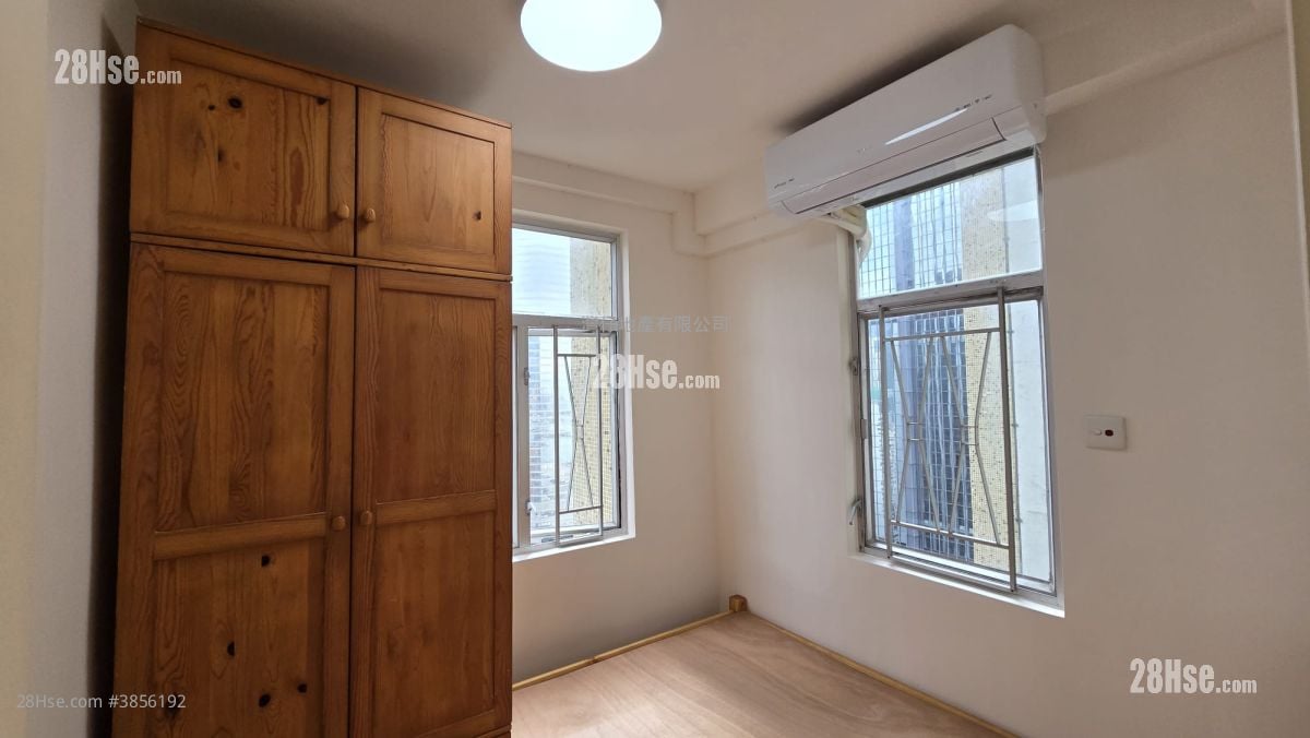 Causeway Centre Rental 2 Bedrooms , 1 Bathroom 302 ft²