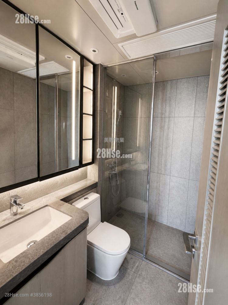 Yoho West Sell 3 Bedrooms 568 ft²