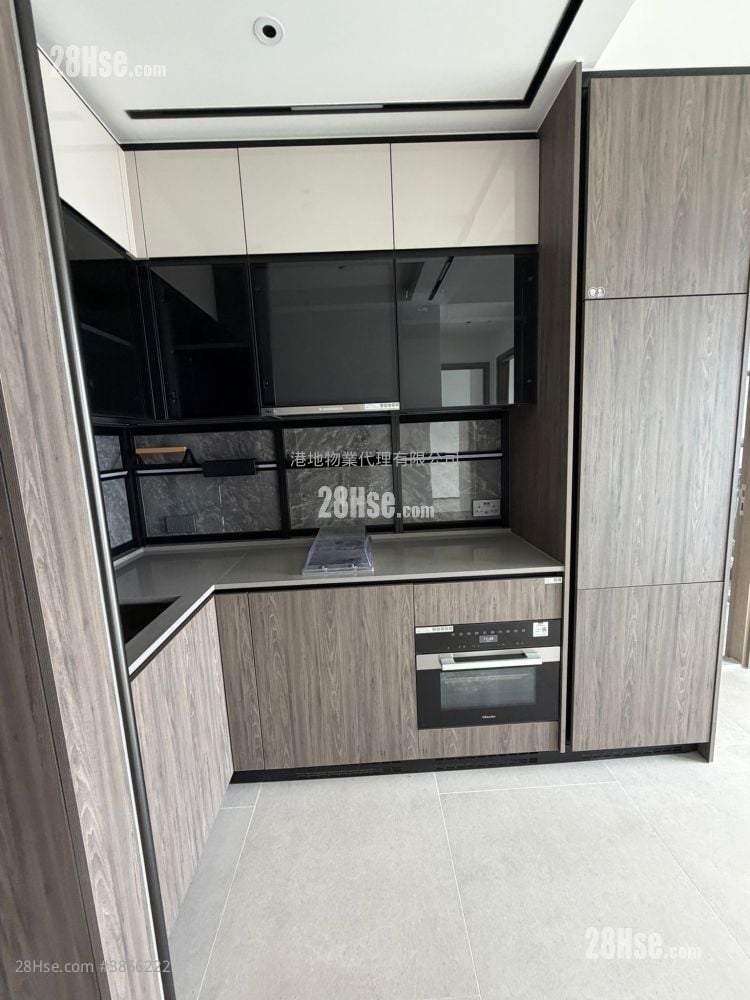 Cullinan Sky Rental 2 Bedrooms , 1 Bathroom 445 ft²