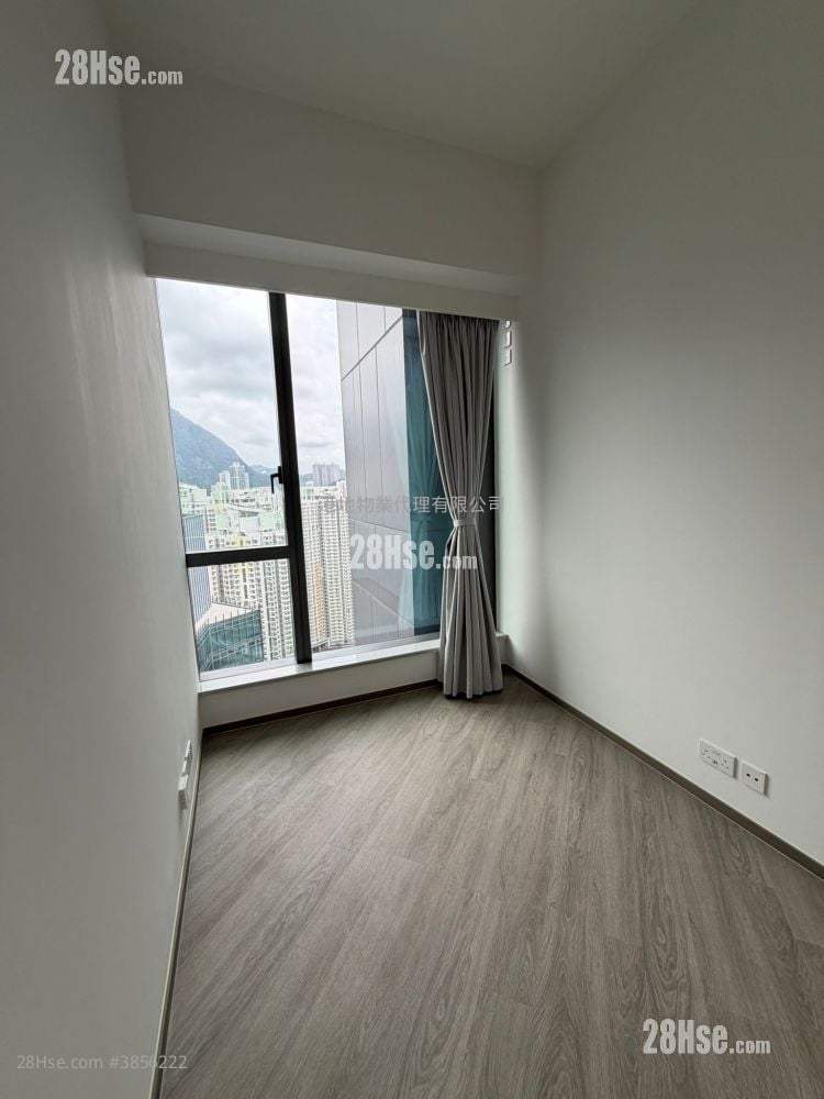 Cullinan Sky Rental 2 Bedrooms , 1 Bathroom 445 ft²