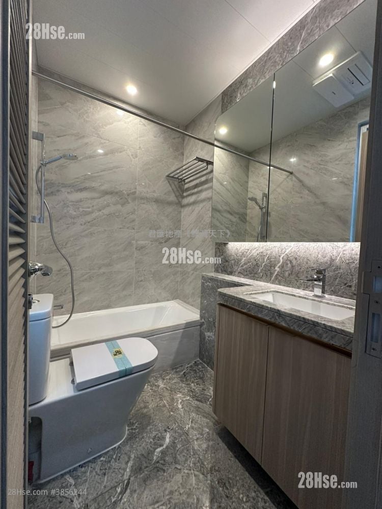 The Coast Line Sell 2 Bedrooms 511 ft²