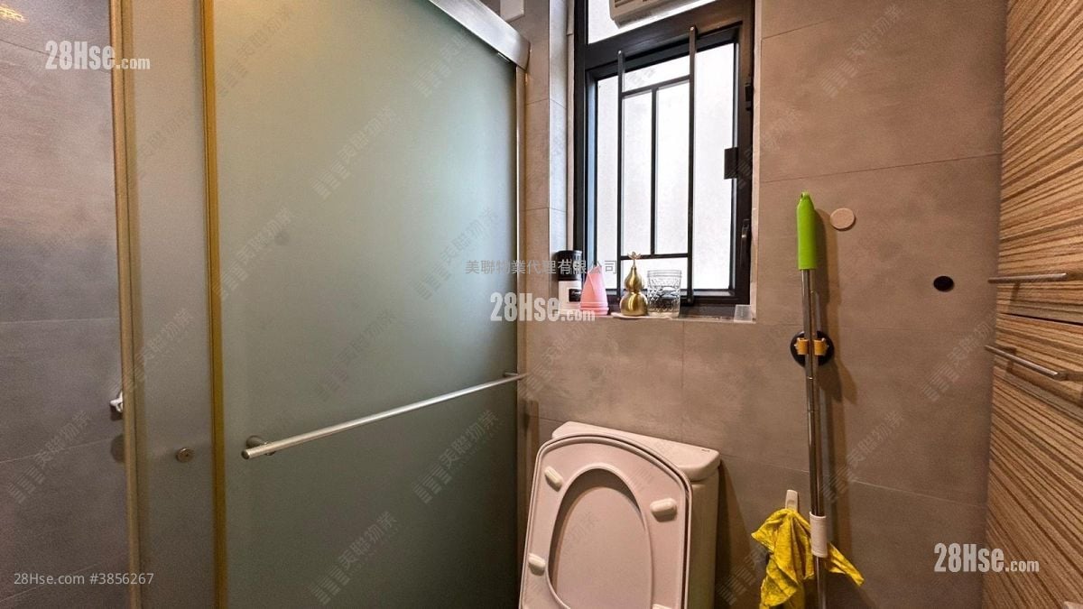 Maritime Bay Sell 3 Bedrooms , 2 Bathrooms 606 ft²