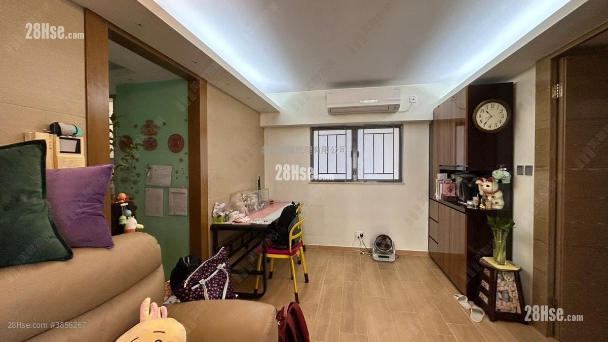 Maritime Bay Sell 3 Bedrooms , 2 Bathrooms 606 ft²