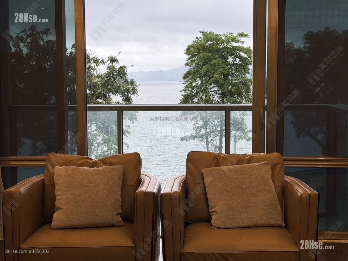 Mayfair By The Sea Rental 4 Bedrooms , 4 Bathrooms 2,037 ft²