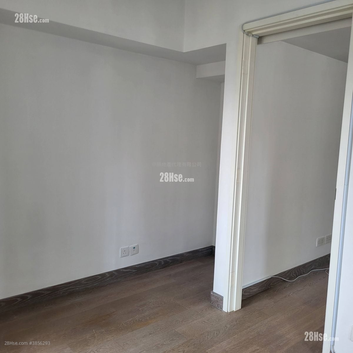 West Park Sell 1 Bedroom 333 ft²