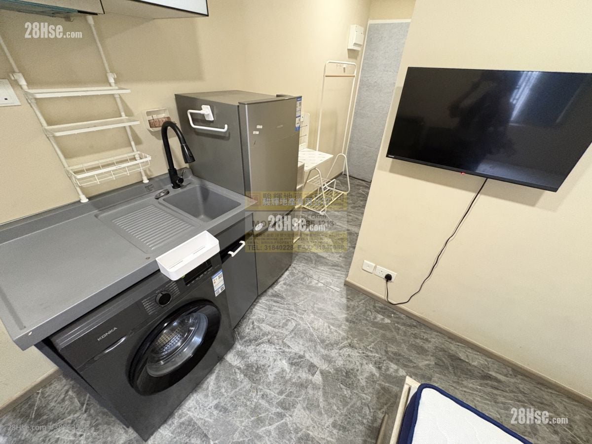 新興大廈 租盤 開放式間隔 , 1 浴室 190 平方呎