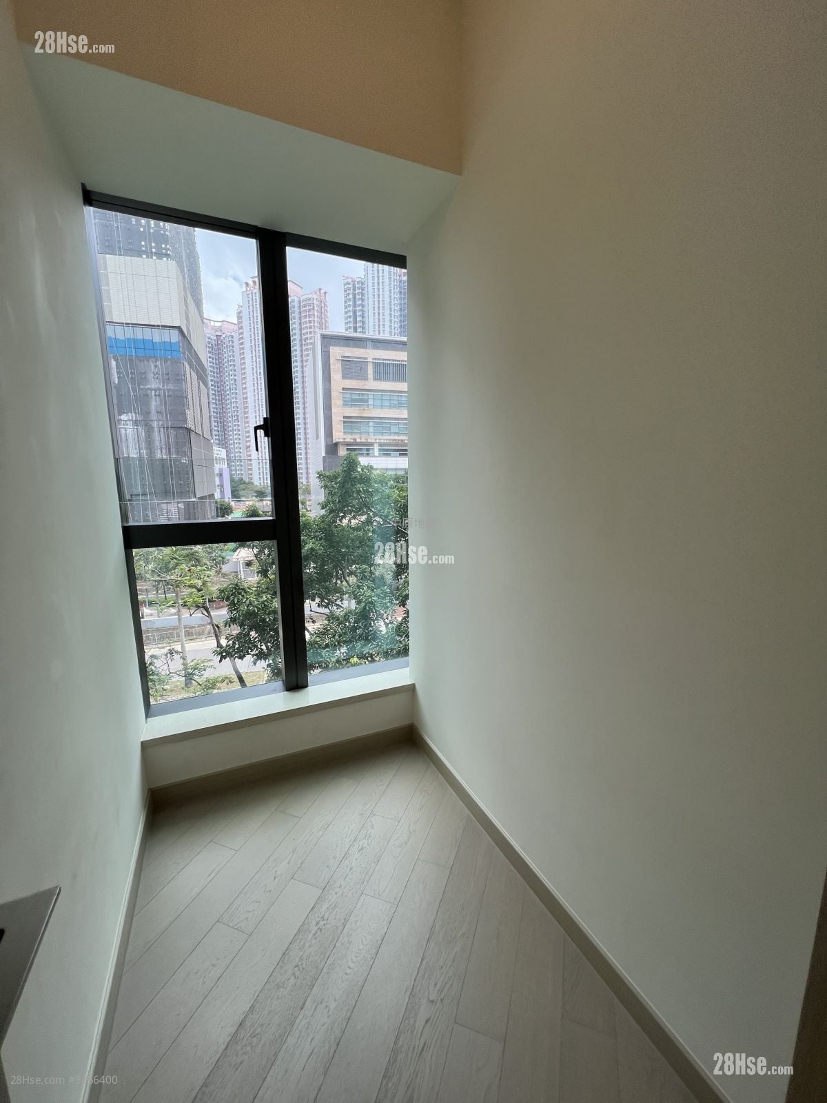 Wetland Seasons Park Sell 3 Bedrooms , 1 Bathroom 484 ft²