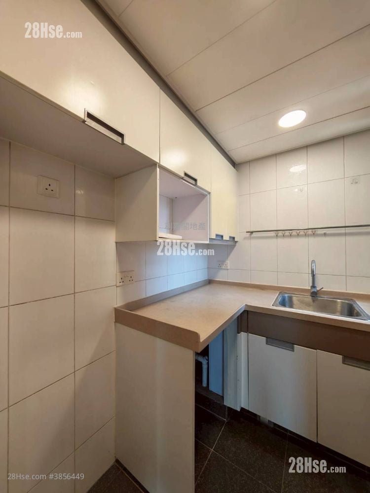 Yoho Town Sell 2 Bedrooms , 1 Bathroom 393 ft²
