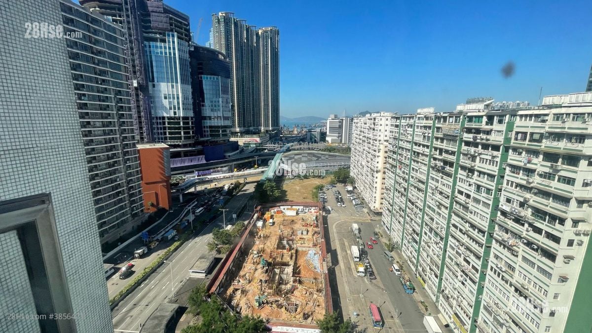 Kam Ha Court Sell 2 Bedrooms , 1 Bathroom 337 ft²