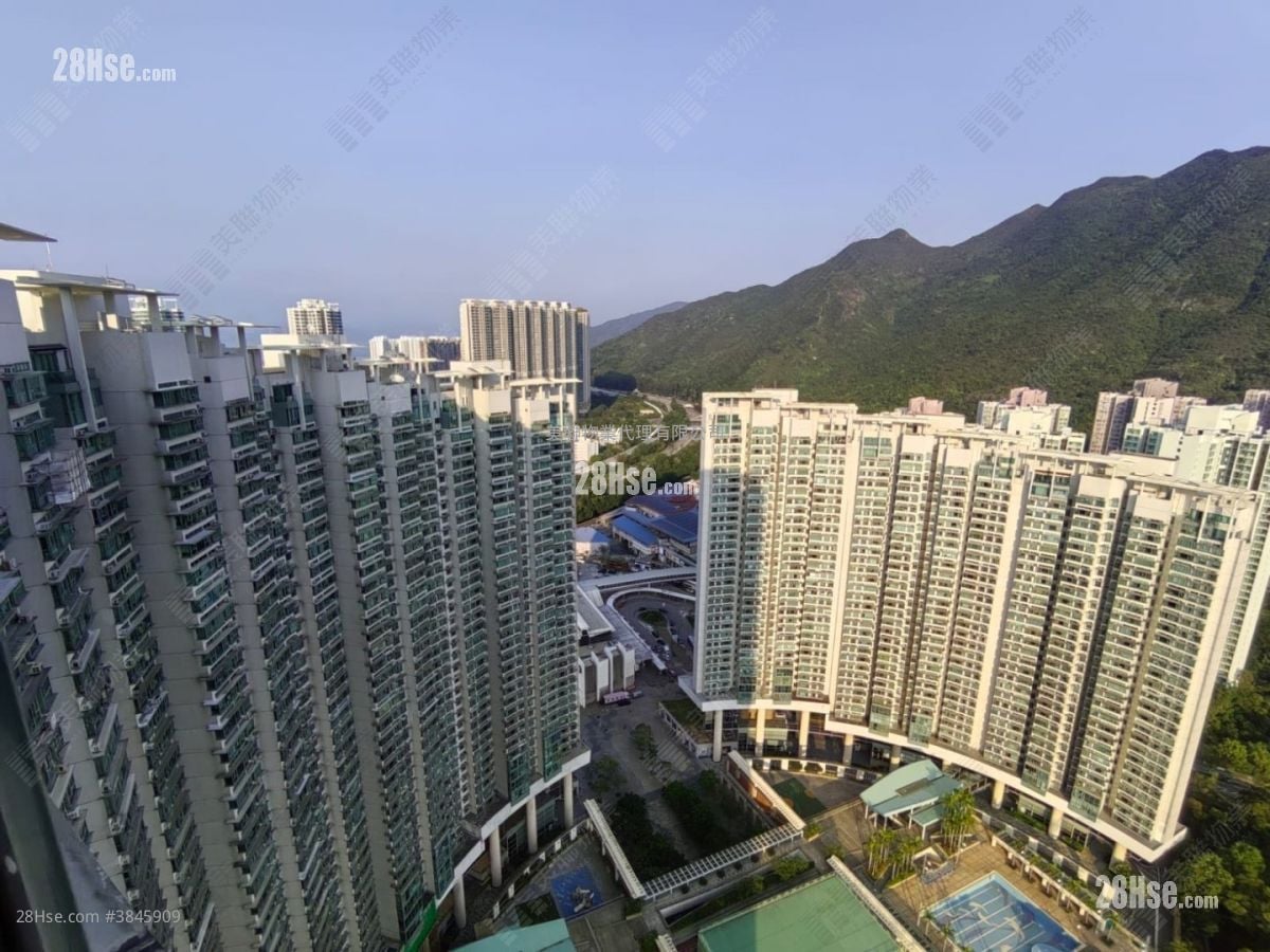 Tung Chung Crescent Sell 2 Bedrooms , 1 Bathroom 569 ft²