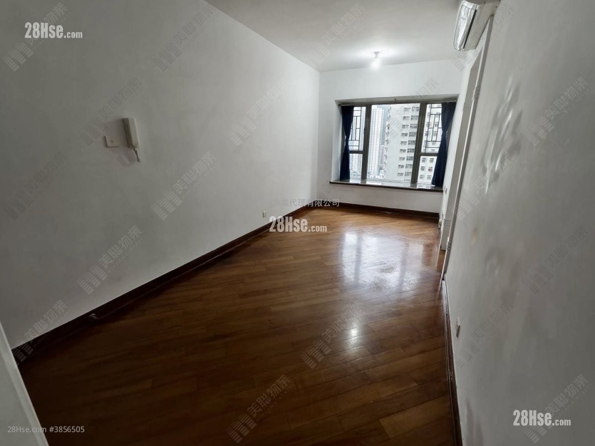 Tseung Kwan O Plaza Sell 3 Bedrooms , 1 Bathroom 489 ft²