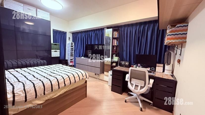 The Parkhill Sell 2 Bedrooms , 1 Bathroom 578 ft²