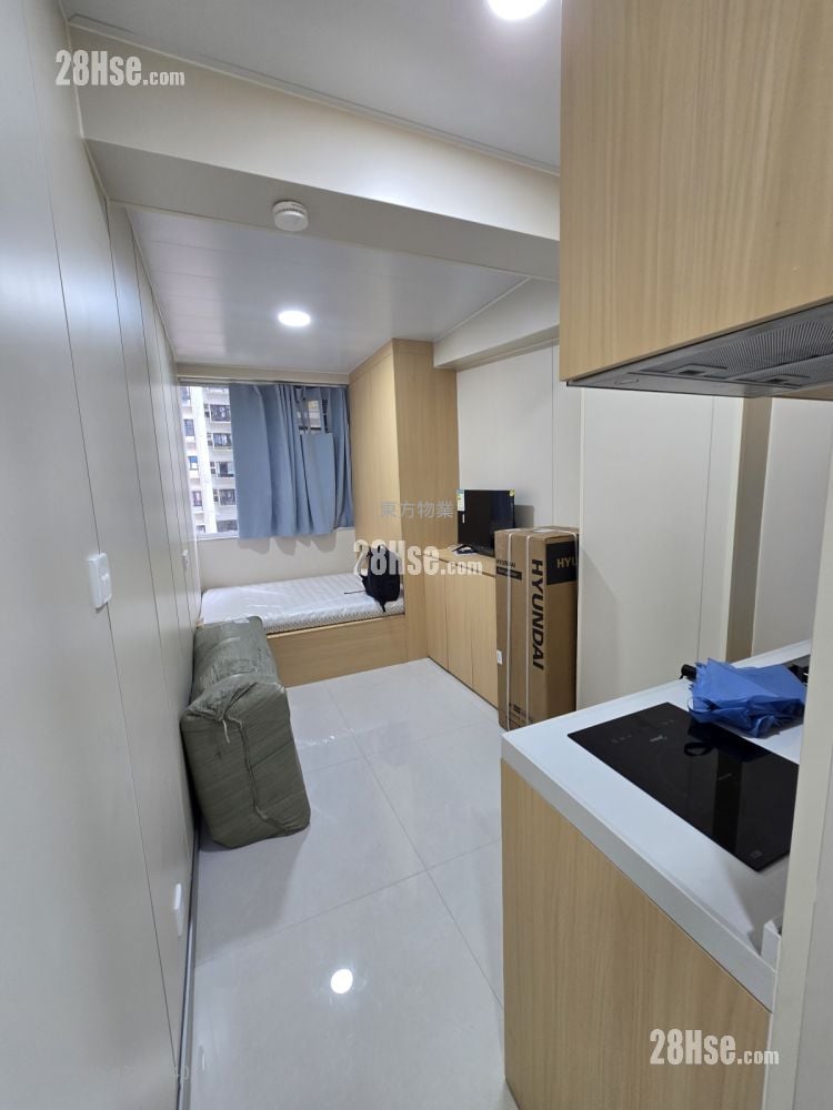 Ying Wong House Rental Studio , 1 Bathroom 148 ft²