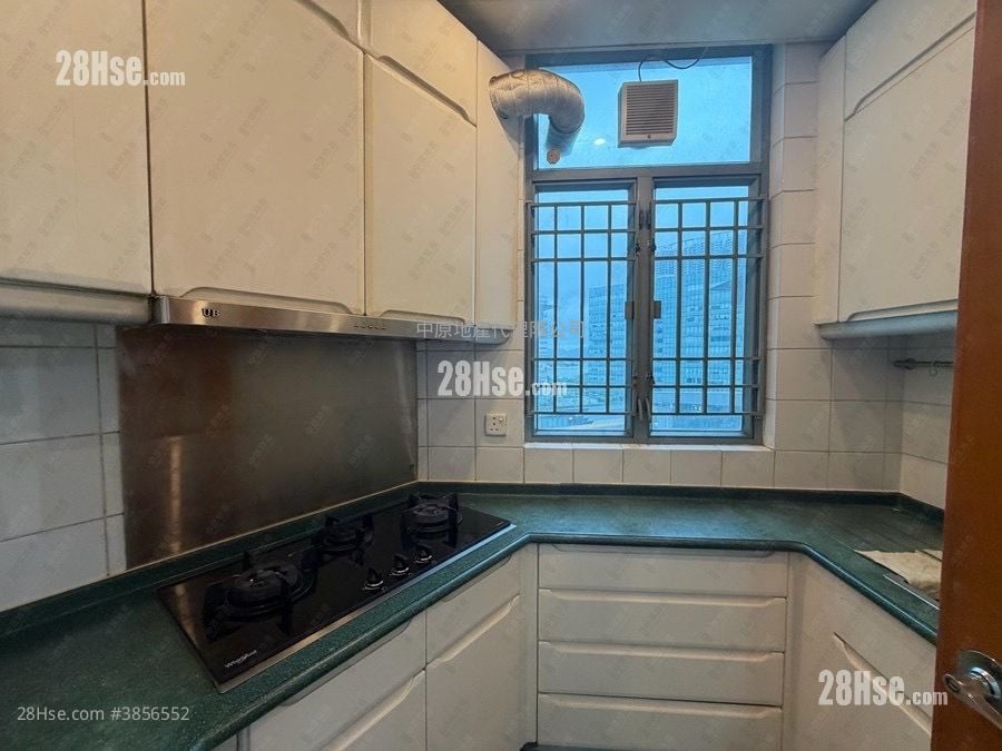 Tung Chung Crescent Sell 2 Bedrooms , 1 Bathroom 544 ft²
