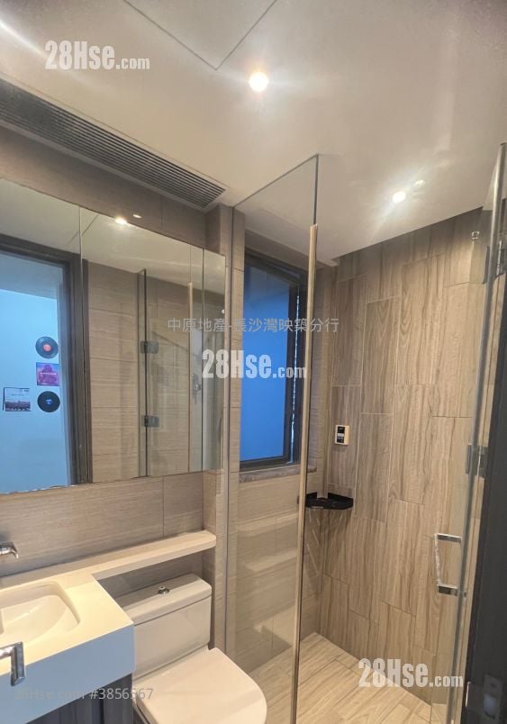 Park One Sell 2 Bedrooms 327 ft²