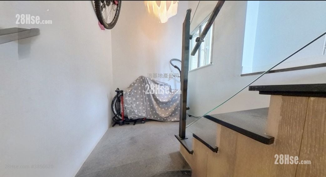 Conduit Tower Sell 3 Bedrooms , 2 Bathrooms 1,109 ft²