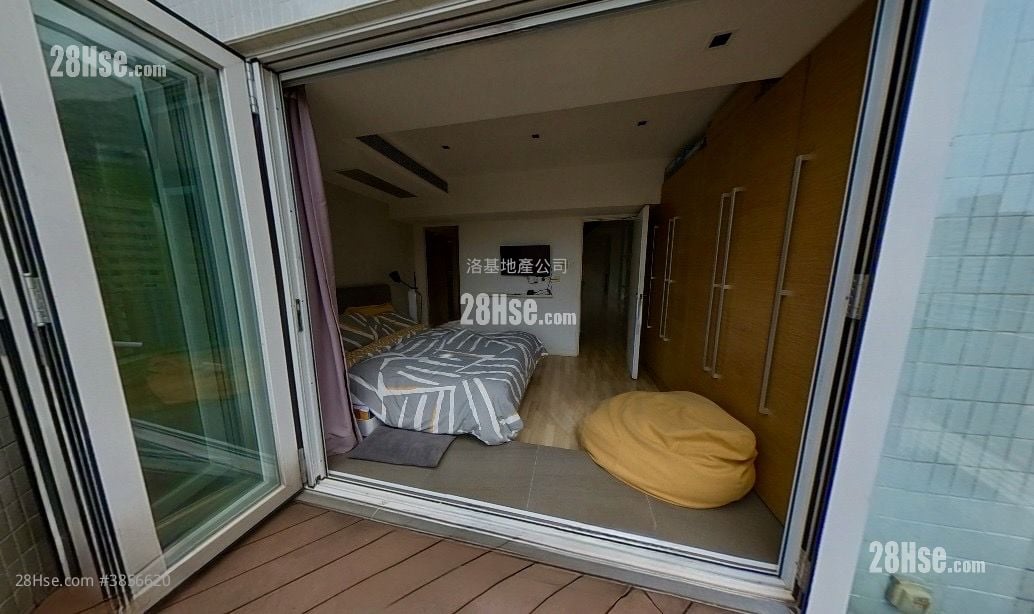 Conduit Tower Sell 3 Bedrooms , 2 Bathrooms 1,109 ft²