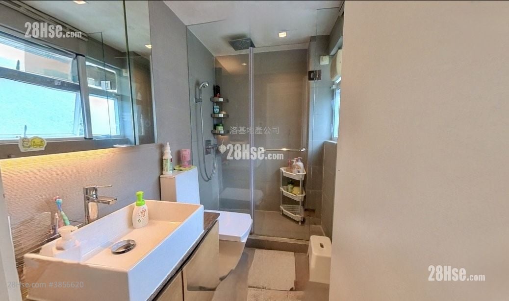 Conduit Tower Sell 3 Bedrooms , 2 Bathrooms 1,109 ft²