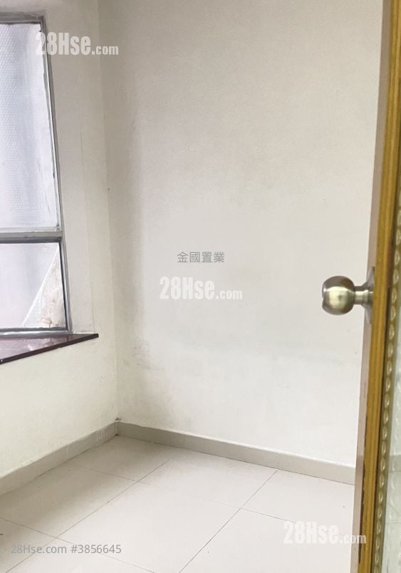 Fook Yuen Mansion Rental 307 ft²