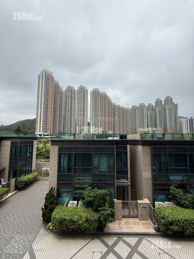 Capri Sell 1 Bedroom 372 ft²