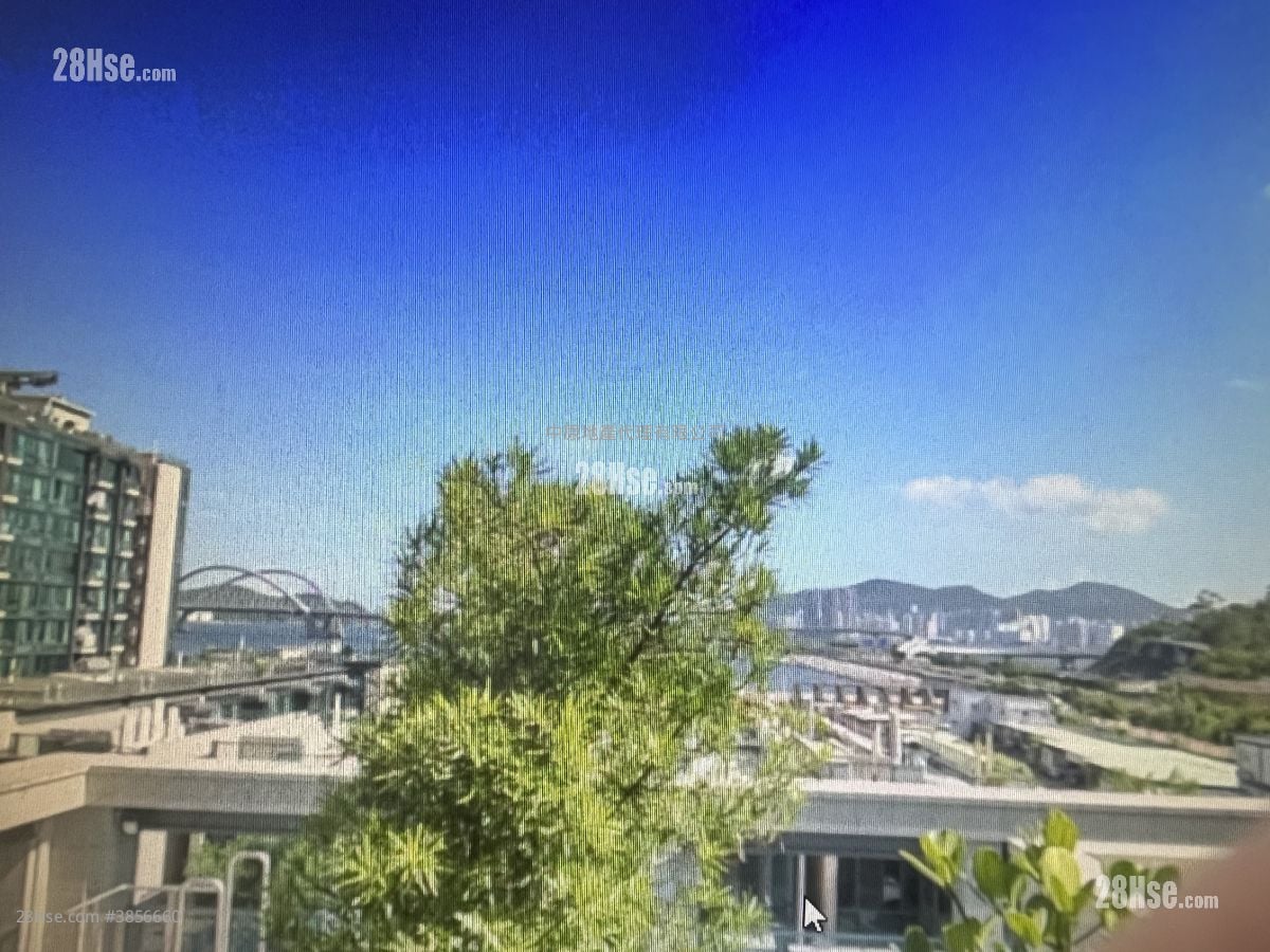 露台: Capri 售盤 3 房 765 平方呎