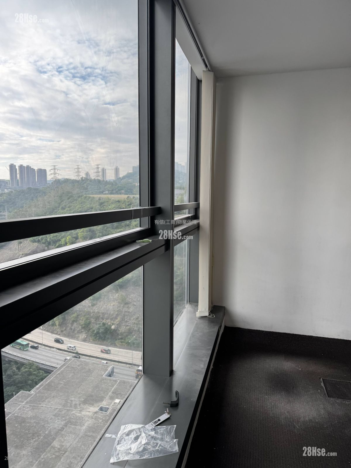 Global Gateway Tower 租盤 872 平方呎