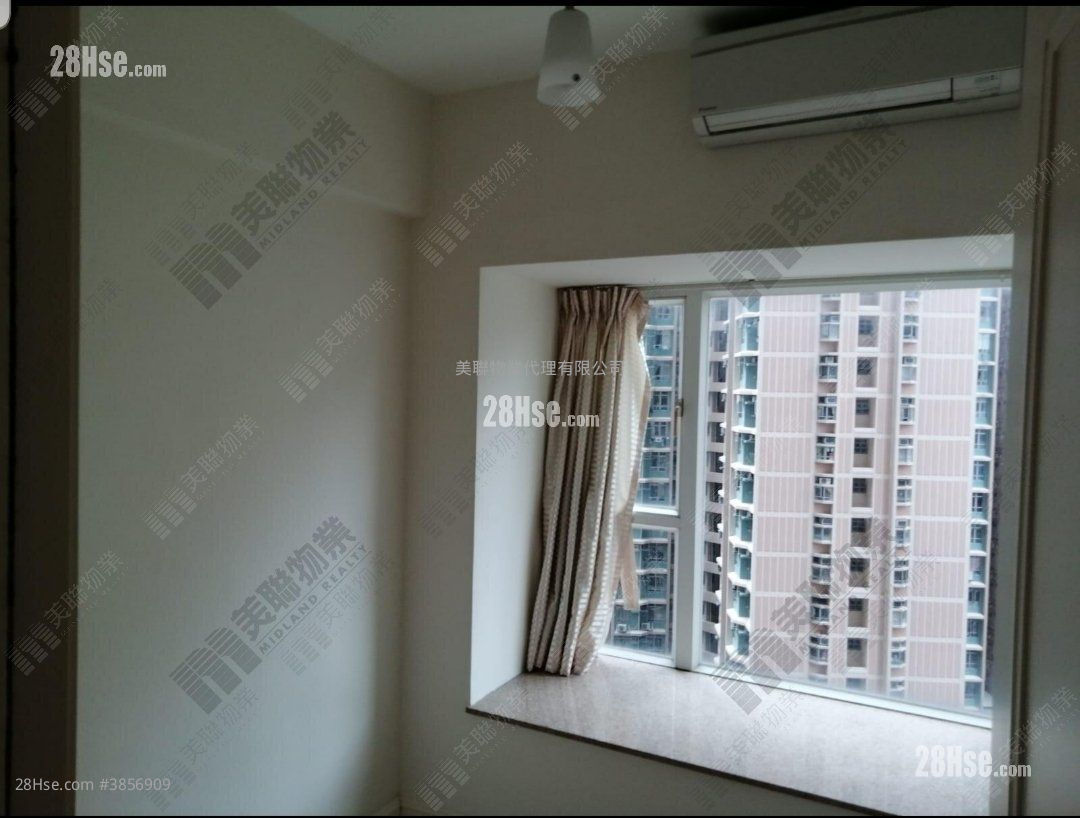 Metro Town Sell 3 Bedrooms 731 ft²
