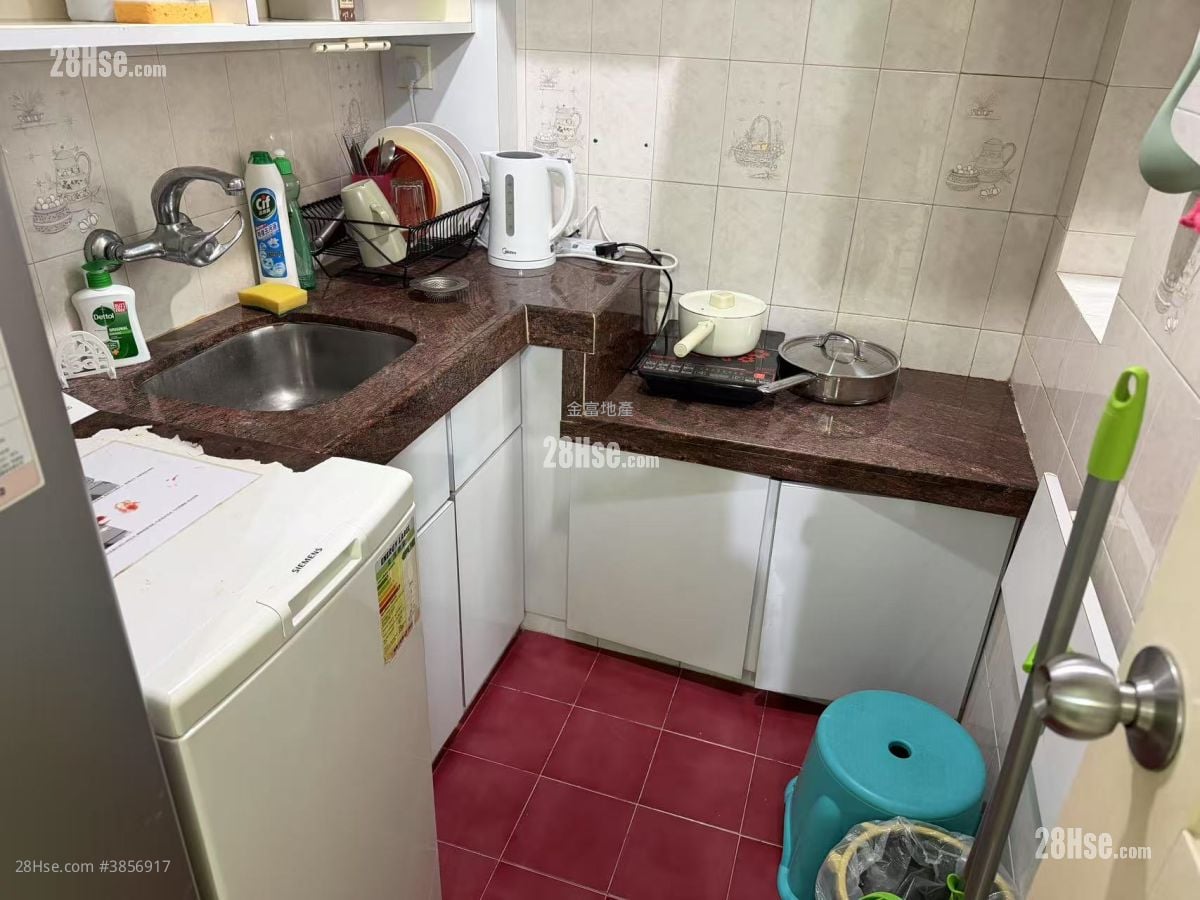 Star Mansion Rental 2 Bedrooms , 1 Bathroom 335 ft²