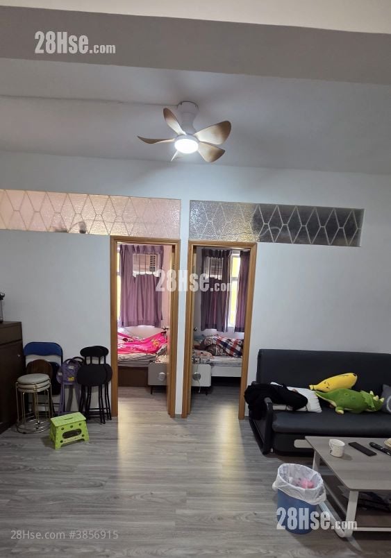 Apartment Sell 2 Bedrooms , 1 Bathroom 463 ft²