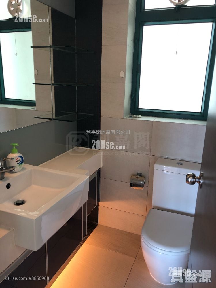 Grand Promenade Sell 2 Bedrooms , 1 Bathroom 490 ft²