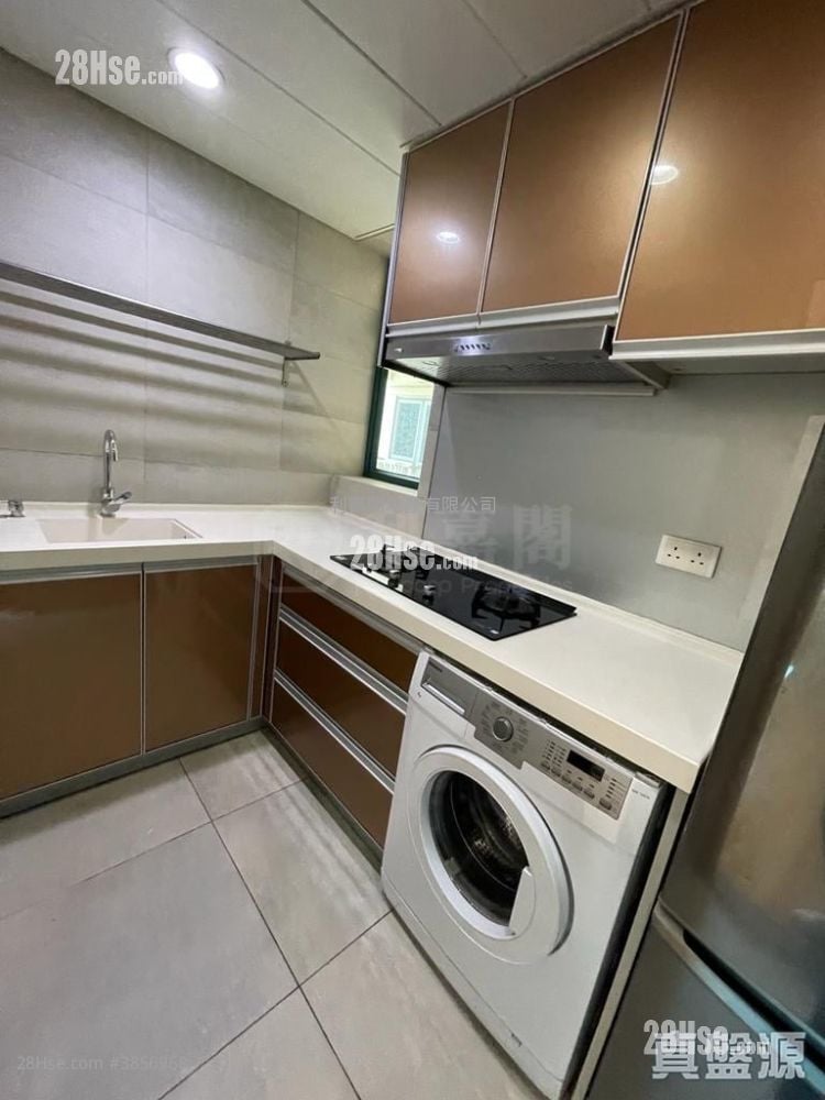Grand Promenade Sell 2 Bedrooms , 1 Bathroom 490 ft²